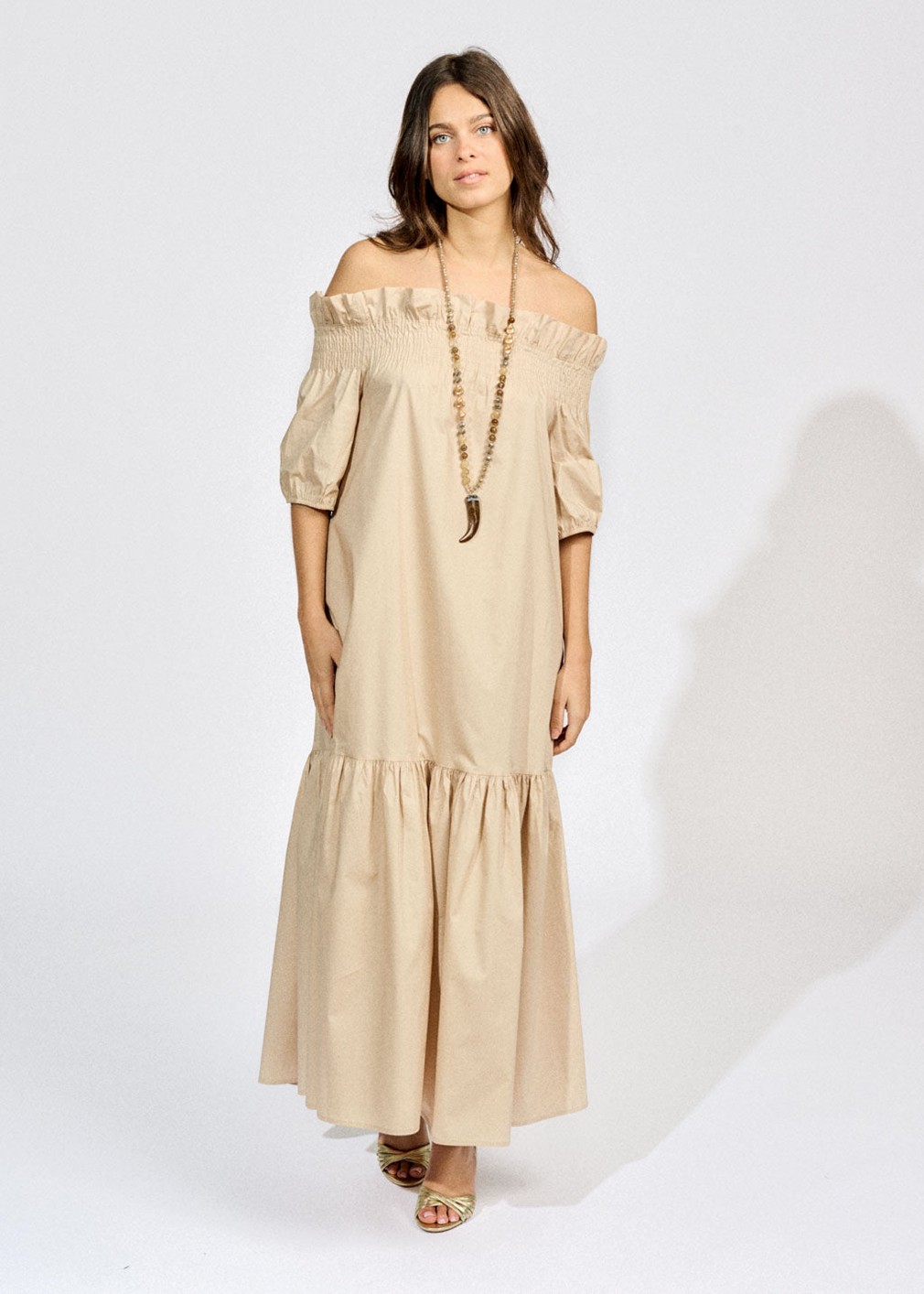 VESTIDO LARGO CON HOMBROS DESCUBIERTOS ROC 3