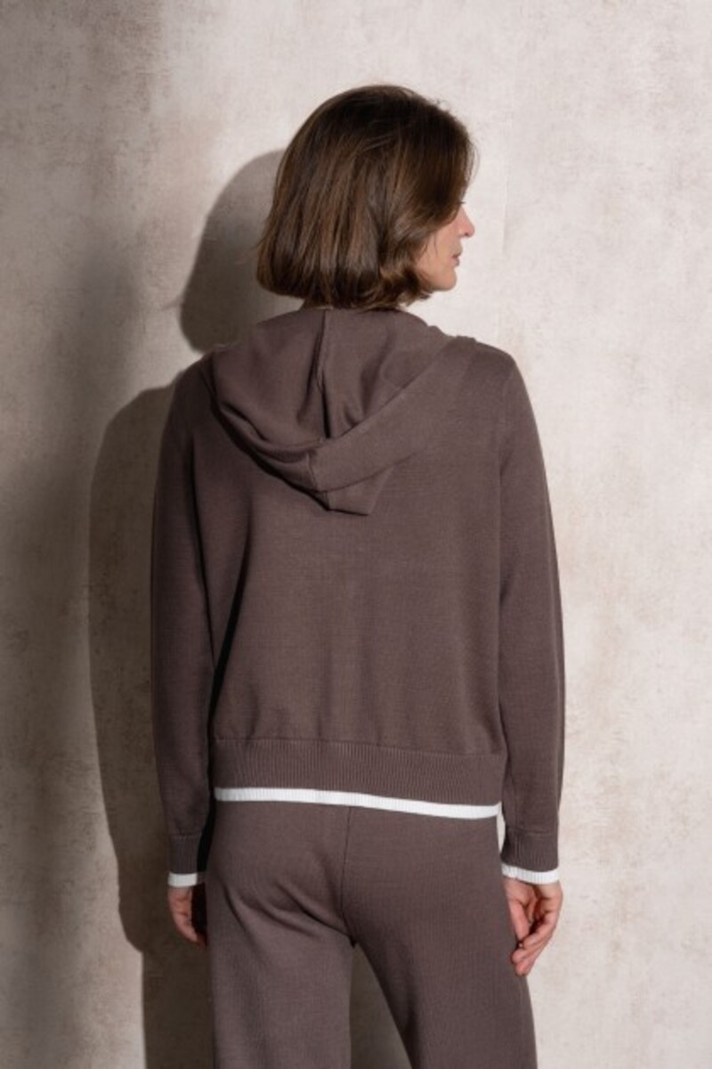 CONJUNTO DE PUNTO DE DOS PIEZAS COLOR MARRÓN 4