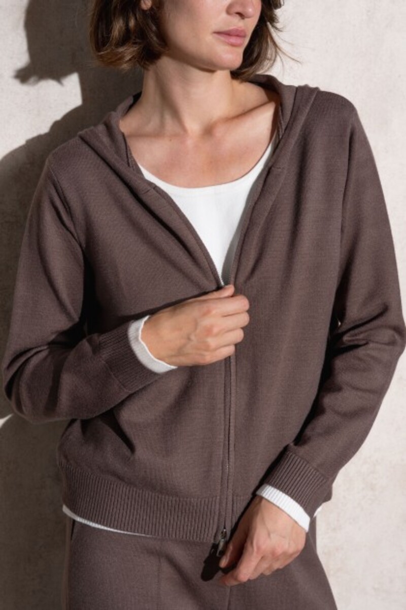 CONJUNTO DE PUNTO DE DOS PIEZAS COLOR MARRÓN 2