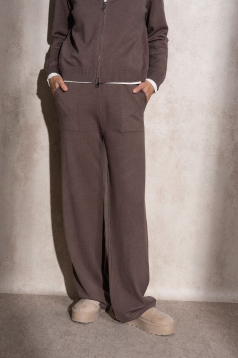 CONJUNTO DE PUNTO DE DOS PIEZAS COLOR MARRÓN 6