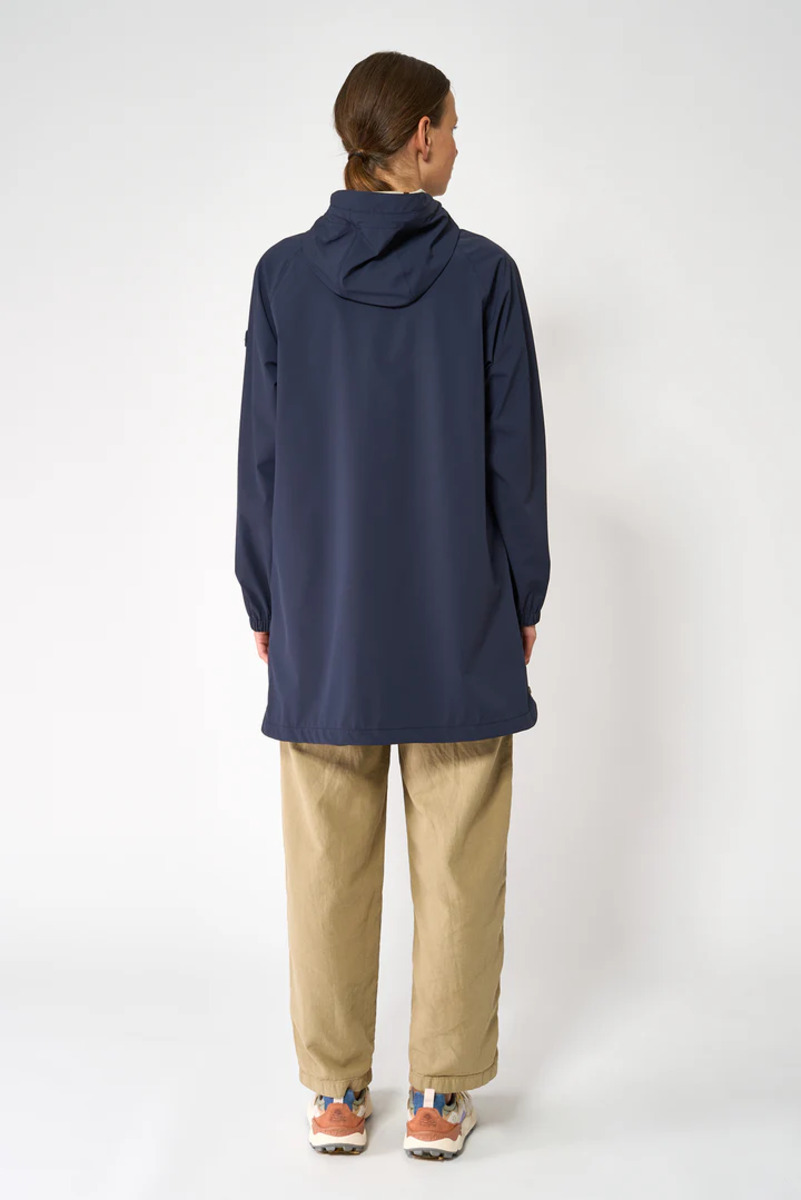 CHUBASQUERO IMPERMEABLE NÉBOA COLOR AZUL MARINO 3