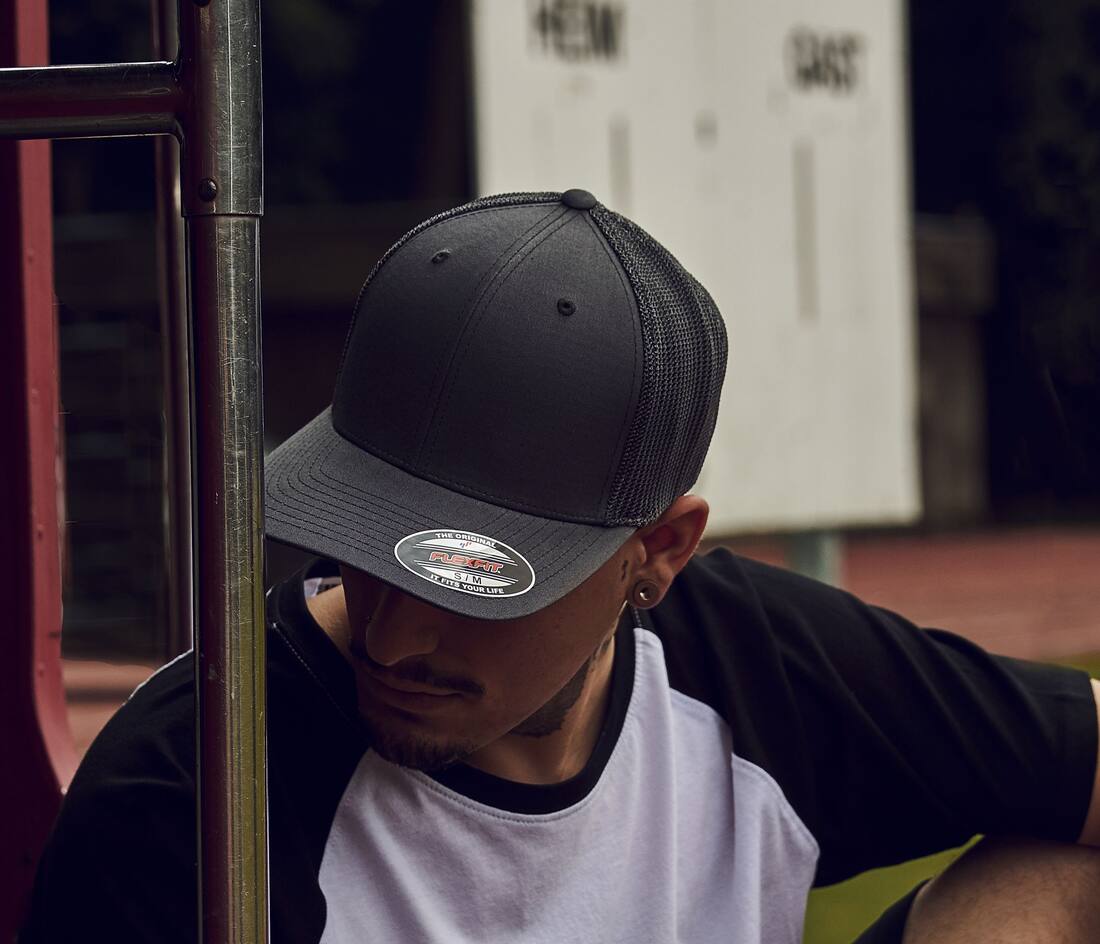 Gorra con rejilla sarga - F6511 (302.68)