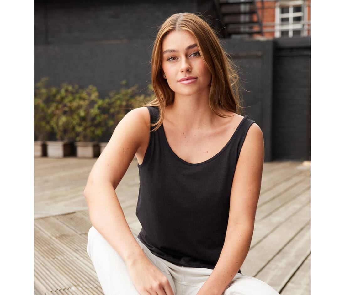 Camiseta sin mangas tri-blend para mujer - JT017