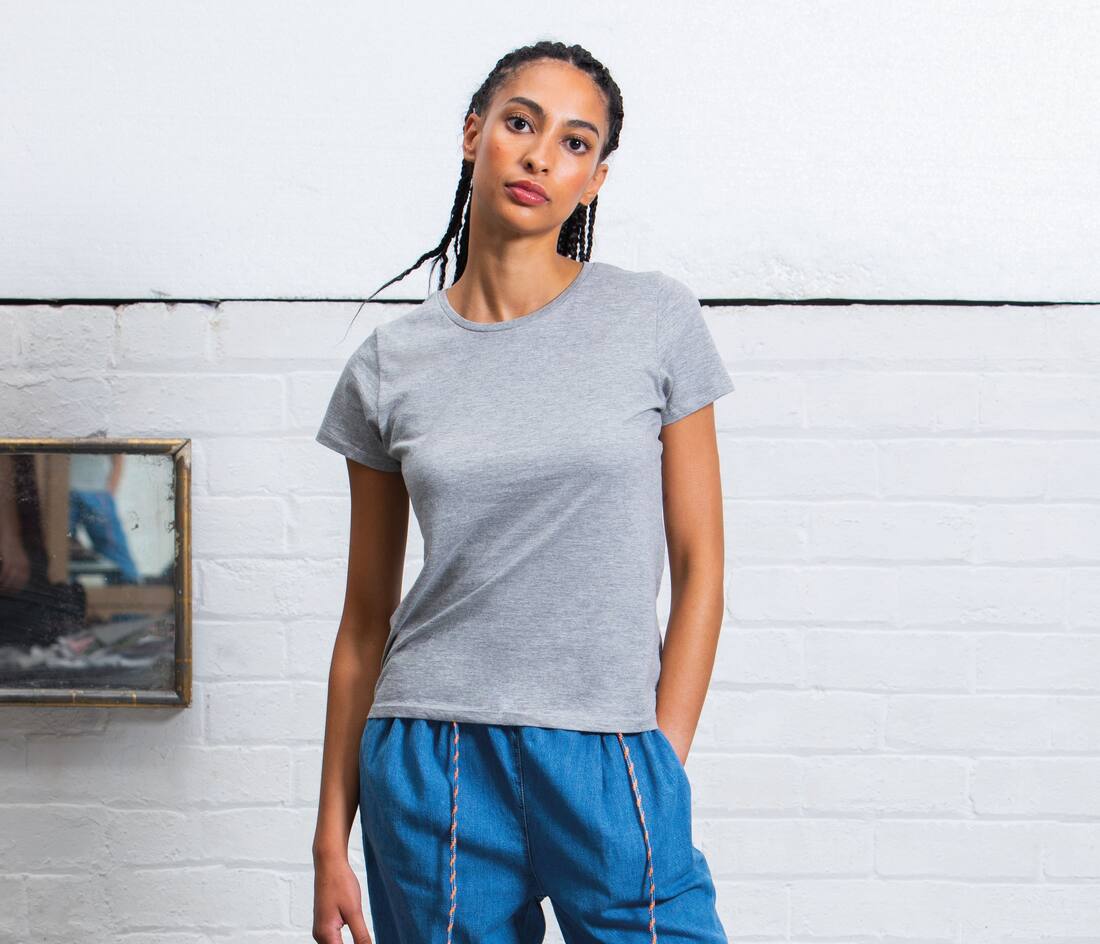 Camiseta de algodón orgánico para mujer - M02