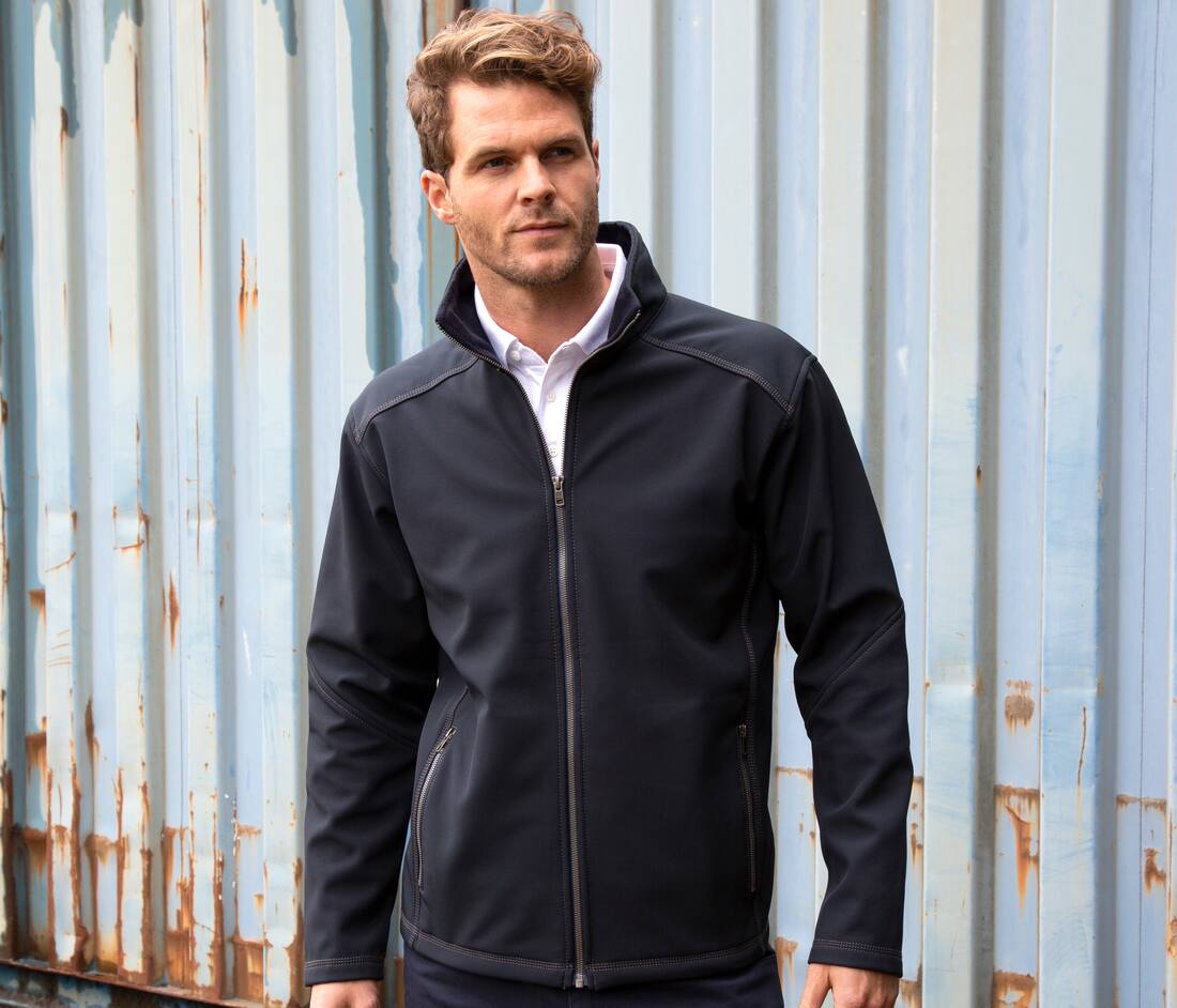 Softshell hombre triple costura - R455M ( 098.33)
