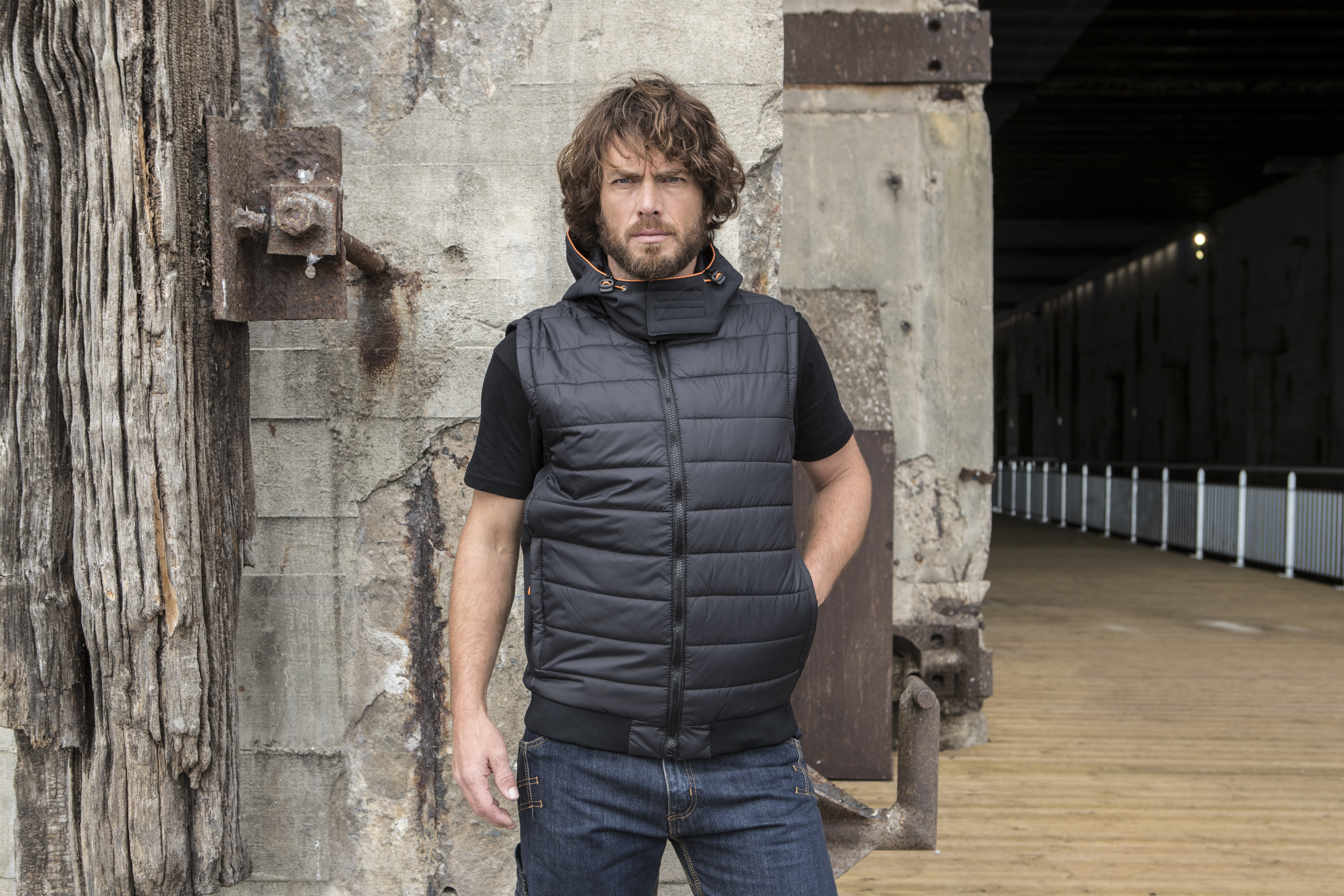 Chaqueta con mangas desmontables "LIBERTAD " - PK335
