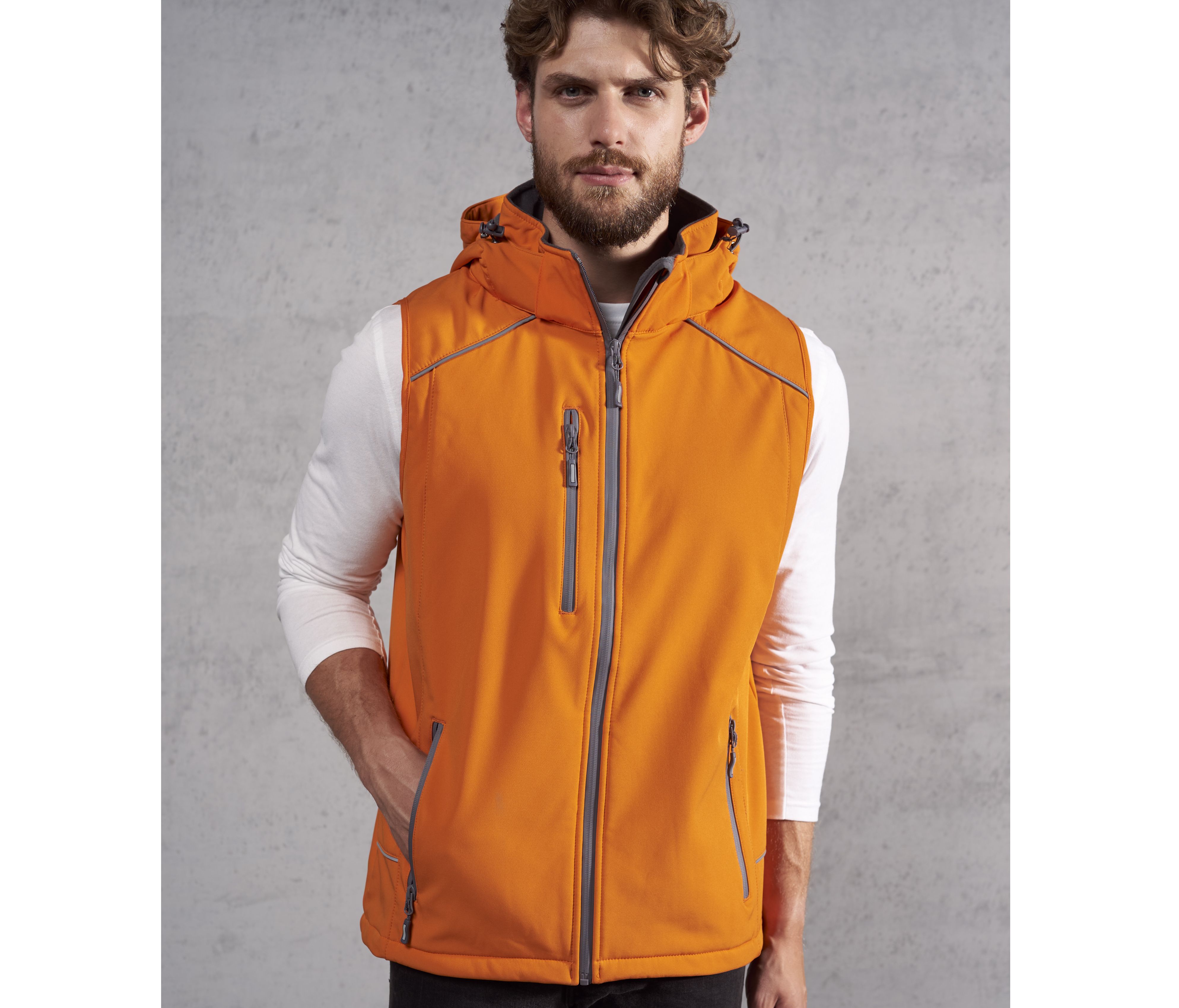 Chaleco softshell con capucha - PM7840