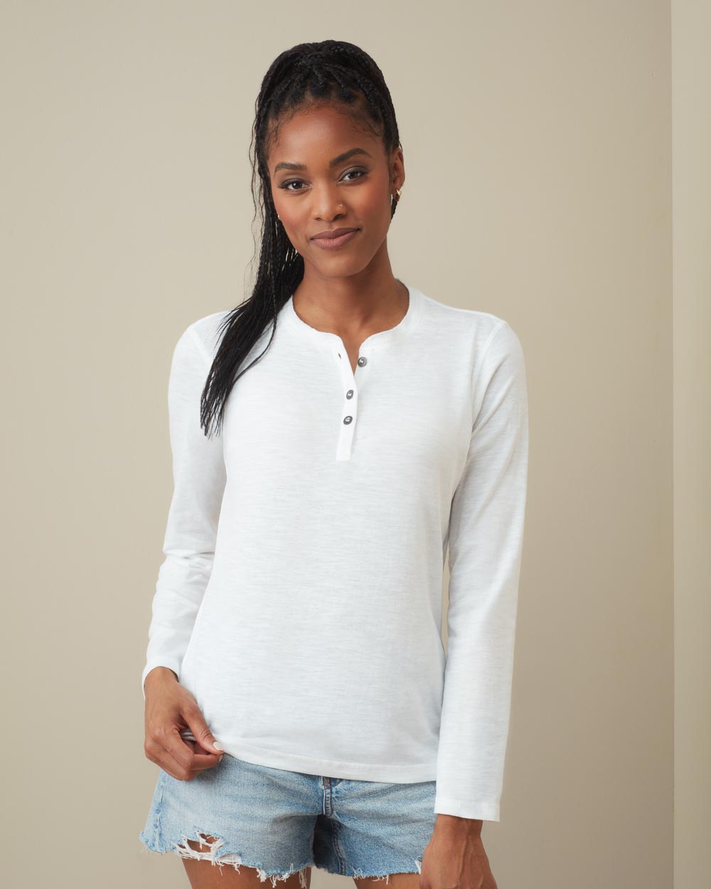 Sharon Henley Long Sleeve Camiseta de manga larga con botones para mujeres