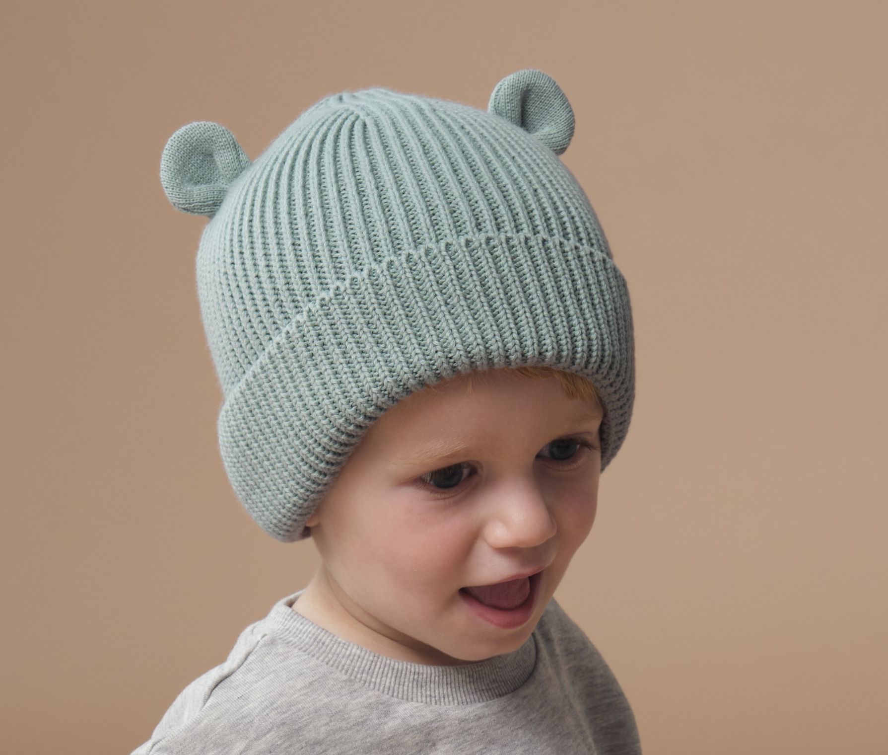 Gorro bebé orgánico con orejitas - B340A (151.69)