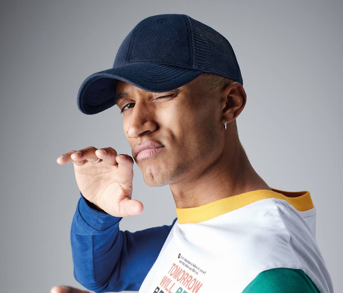 Gorra Athleisure Trucker - B678 (937.69)