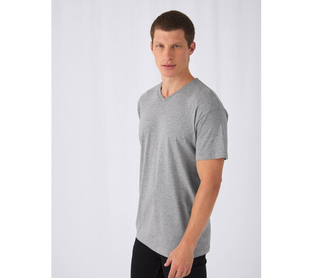 T-Shirt Exact V-Neck (149.42)