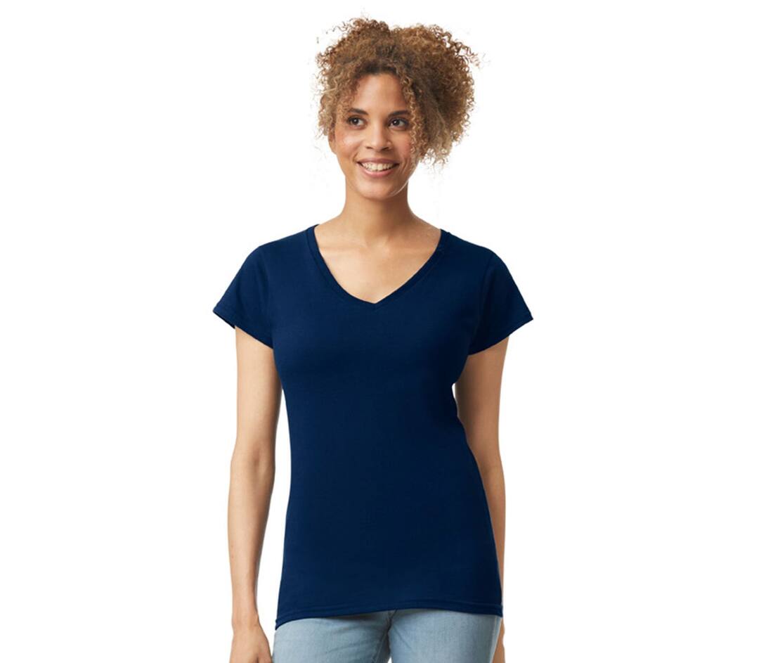 Camiseta Softstyle cuello V Mujer - 64V00L (109.09)