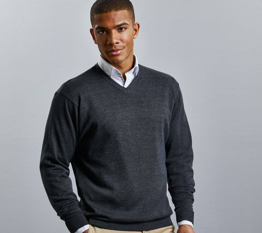 Men`s V-Neck Knitted Pullover - R-710M-0(762.00)