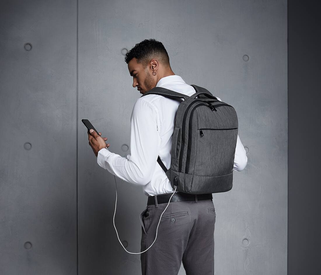 Mochila convertible Q-Tech Charge - QD990 (088.30)