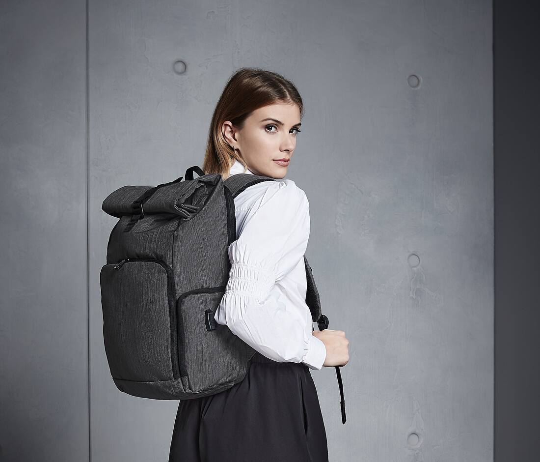 Mochila Roll-Top Q-Tech Charge - QD995 (089.30)