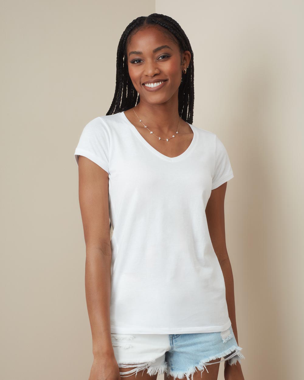 Megan V-neck Camiseta con cuello pico para mujeres (129.05)