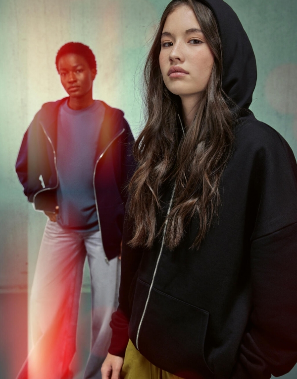 Chaqueta con Cremallera y Capucha Influence - WG003 (209.42)