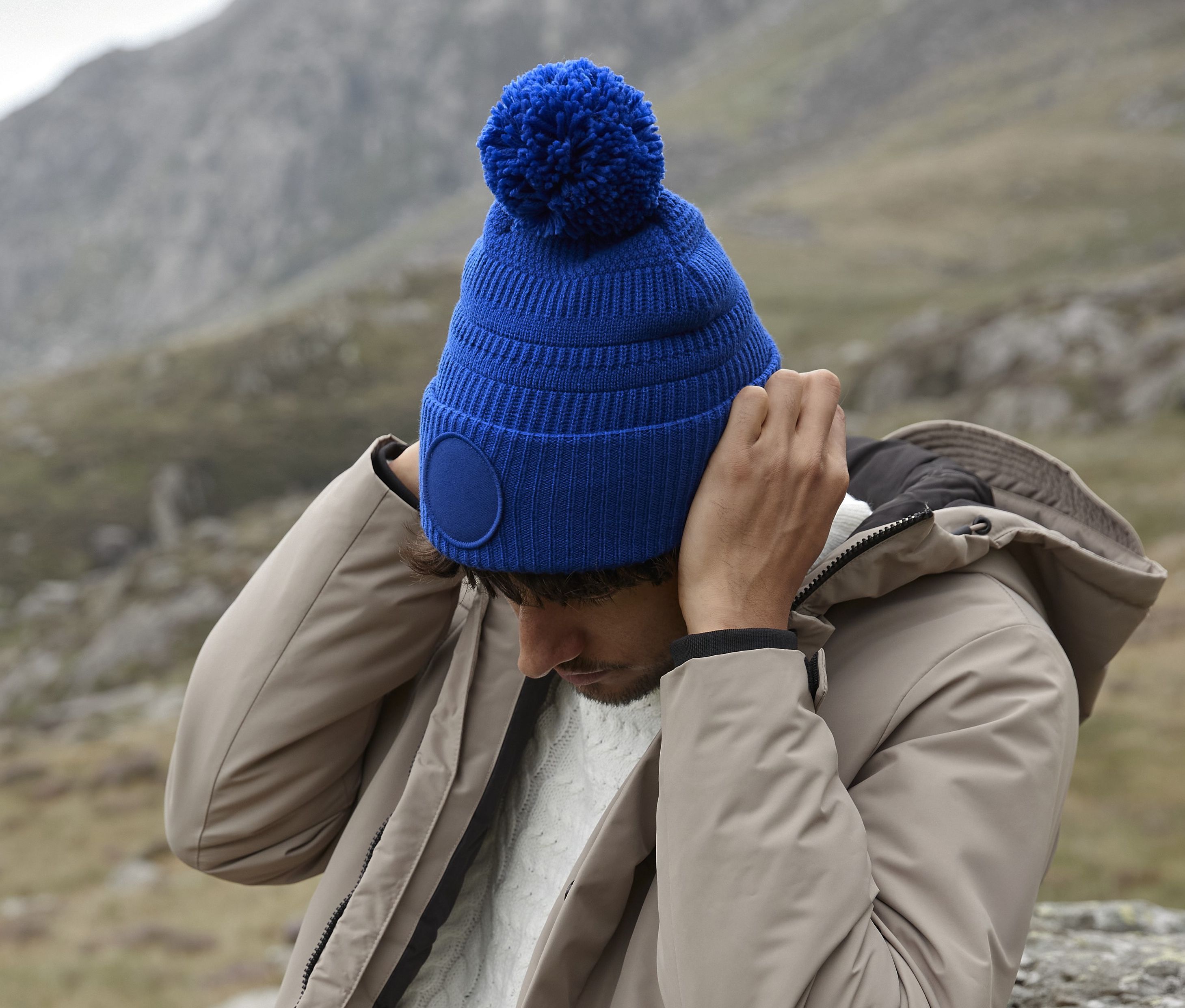 Gorro fan con parche - B530R - (159.69)