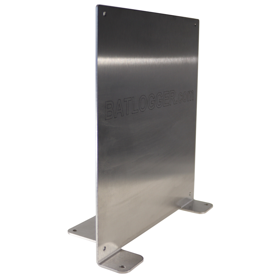SOPORTE ESPECIAL PARA COLOCAR VERTICALMENTE LOS BATLOGGER WE X CON SOPORTE PARA PARED DE 4 AGUJEROS 2