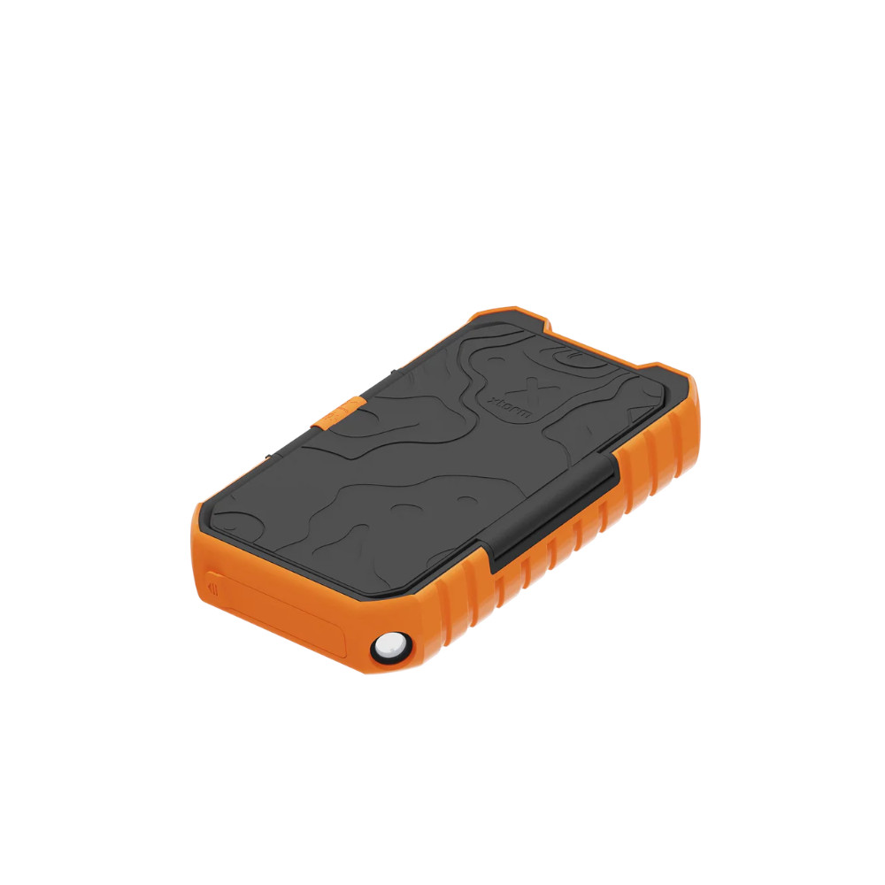BATERÍA PORTÁTIL XTORM POWER PACK CON PANEL SOLAR RUGGED XR203 10.000 mAh / 20 W 2