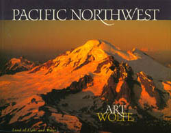 PACIFIC NORTHWEST. LAND OF LIGHT AND WATER 1