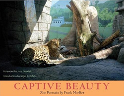 CAPTIVE BEAUTY. ZOO PORTRAITS BY FRANK NOELKER 1