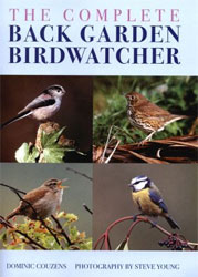 THE COMPLETE BACK GARDEN BIRDWATCHER 1