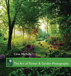 THE ART OF FLOWER AND GARDEN PHOTOGRAPHY