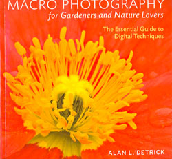 MACRO PHOTOGRAPHY FOR GARDENERS AND NATURE LOVERS 1