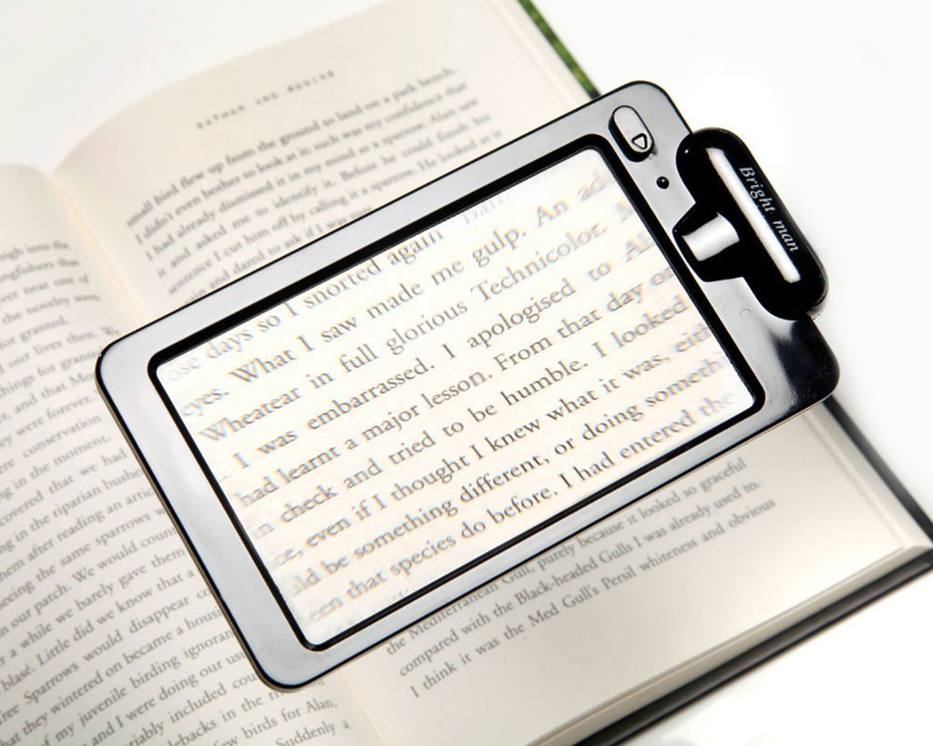 OPTICRON LUPA RECTANGULAR PLEGABLE Y LUZ DE LED 2X/ 90X55MM 2