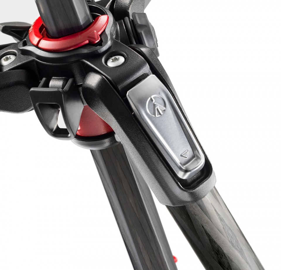 MANFROTTO KIT ORYX COMPUESTO POR TRÍPODE MT190CXPRO4 CON RÓTULA MVH500AH 6