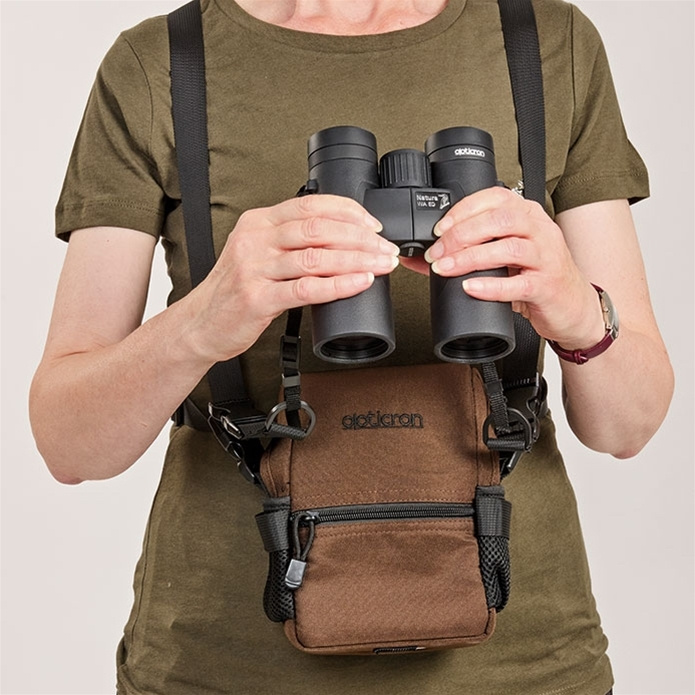 FUNDA Y ARNÉS OPTICRON PARA PRISMÁTICOS DE TECHO DE 32/42 MM MARRÓN 3