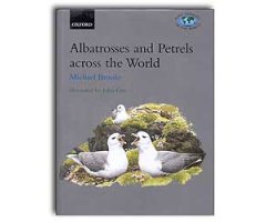 BIRD FAMILIES OF THE WORLD. ALBATROSSES AND PETRELS ACROSS THE WORLD PROCELLARIIDAE                                                                   
