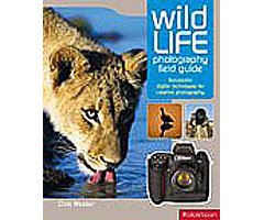 THE ESSENTIAL WILDLIFE PHOTOGRAPHY MANUAL. SUCCESSFUL DIGITAL AND FILM TECHNIQUES FOR CREATIVE PHOTOGRAPHY