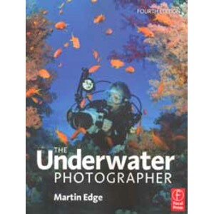 THE UNDERWATER PHOTOGRAPHER